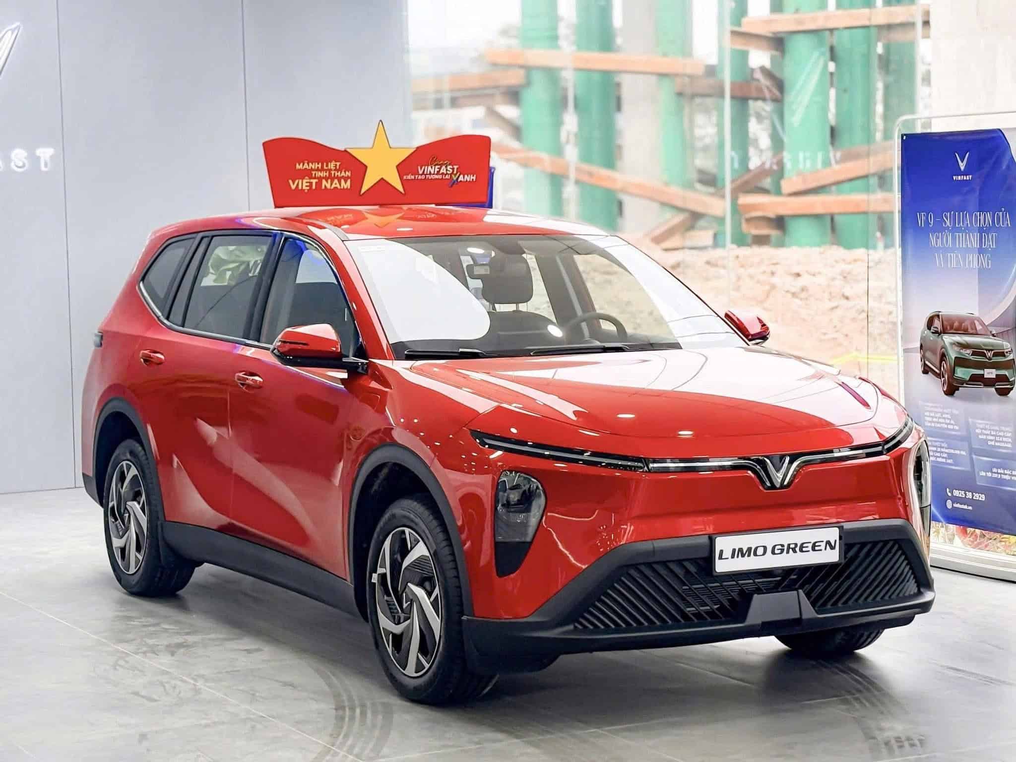 VinFast Limo Green - MPV 7 Chỗ